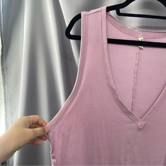 Free People Intimately Free People Baring It Ribbed Boxy Cropped V Neck Tank Top - Picture 7 of 7